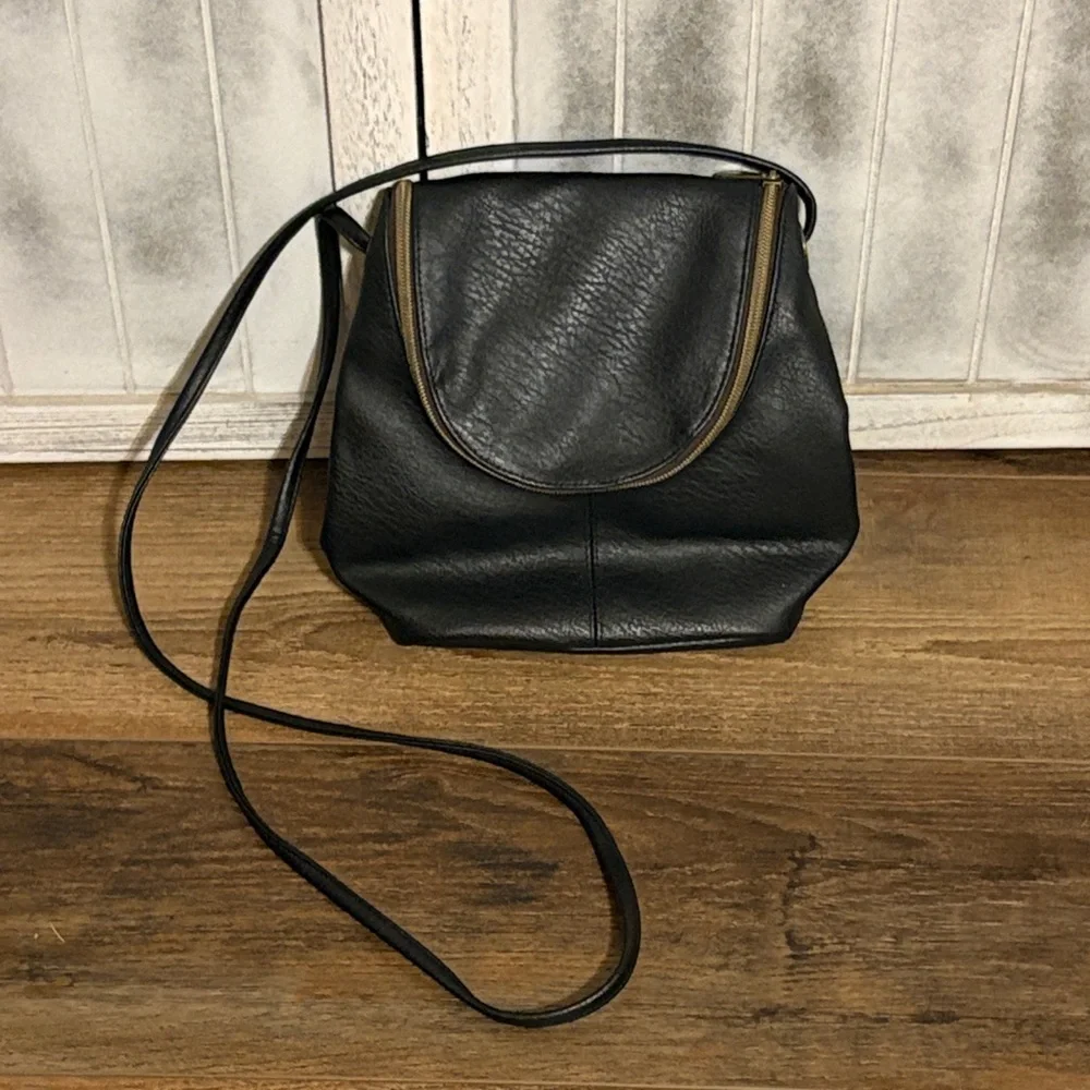 Classic Black Crossbody Shoulder Bag